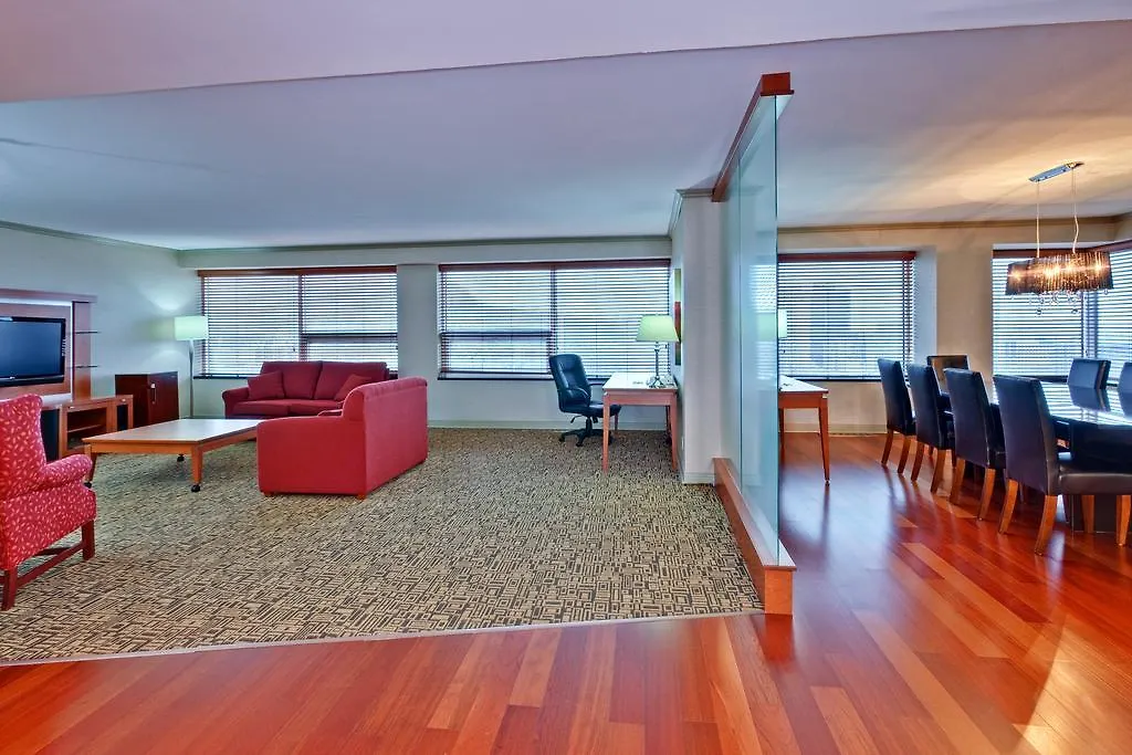 Hotel Holiday Inn Montreal Midtown