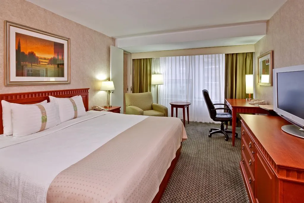 Holiday Inn Montreal Midtown 3*,  Canada
