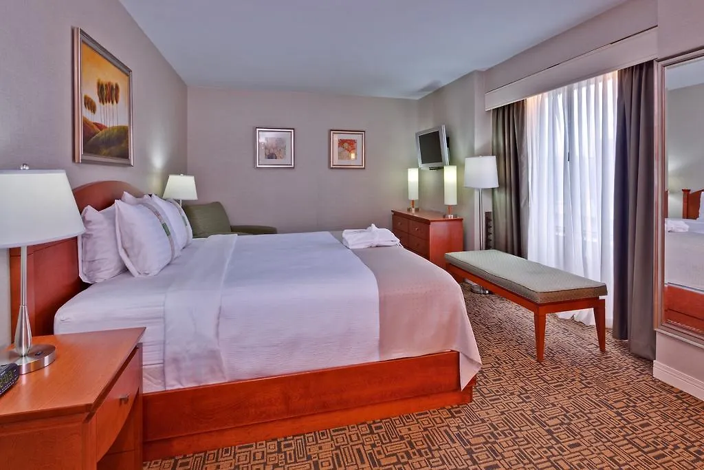 Holiday Inn Montreal Midtown Hotel