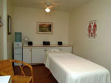 *** Hotel Holiday Inn Montreal Midtown Canada
